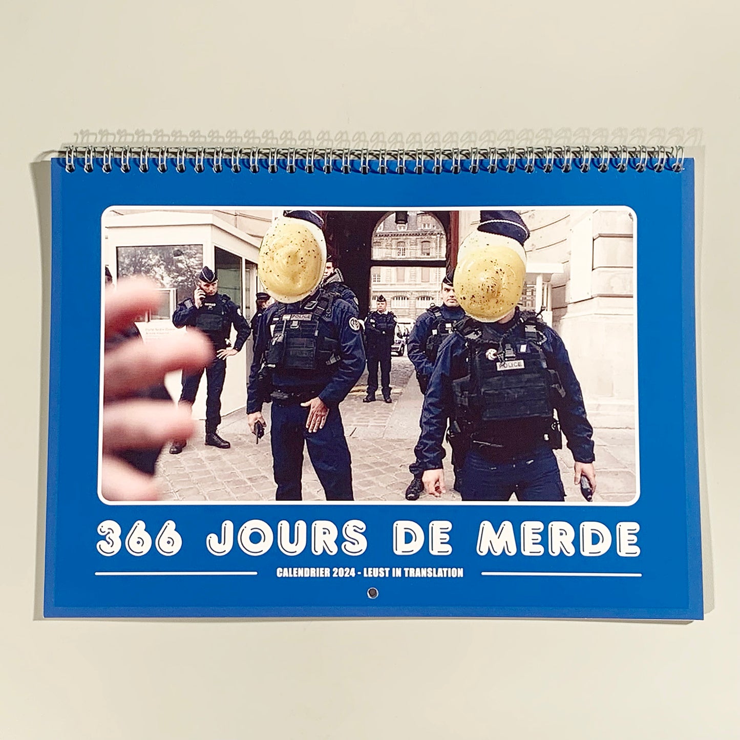 366 jours de merde - calendrier LEUST 2024